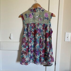 NWT Aratta Floral Swing Sleeveless Top with Mesh and Sequin Floral Design